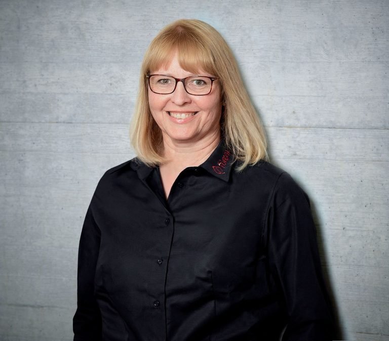 Claudia Häfliger, Chefsektretärin, Personalwesen, Ansprechpartnerin Buchhaltung bei der Fürer AG